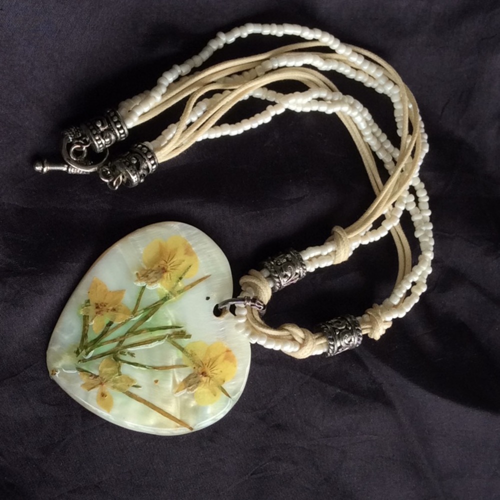 Summer feels necklace